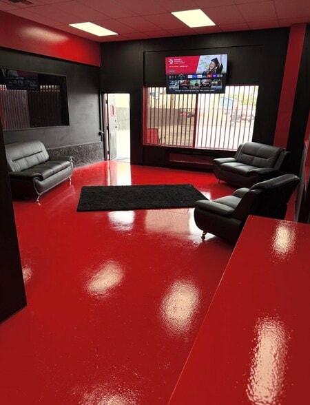 More Photos Of 309 S 1st St, Yakima Flex For Lease