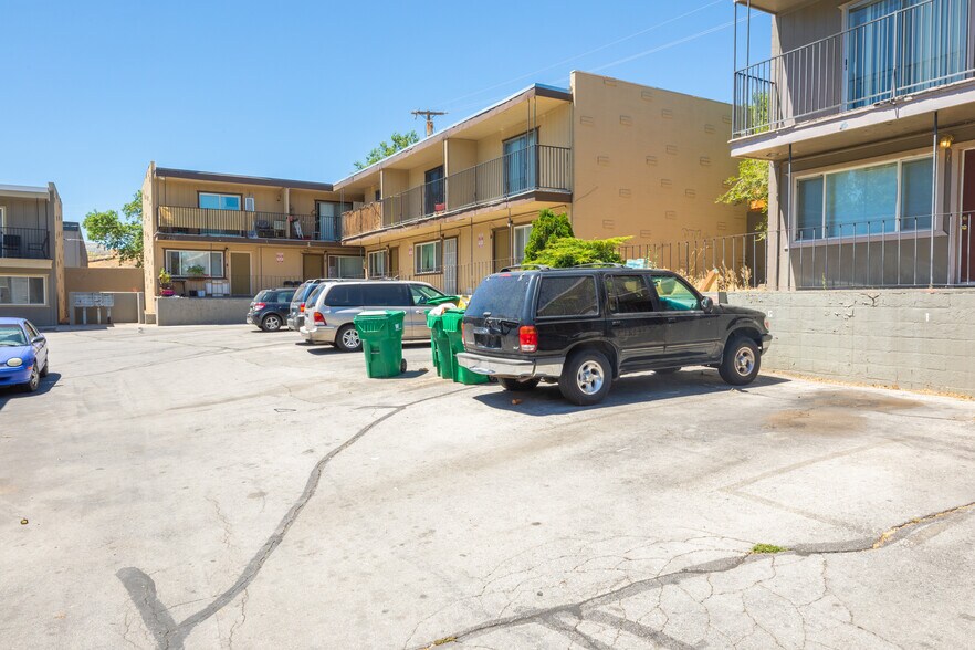 More Photos Of 2440 Sutro St, Reno Apartments For Sale