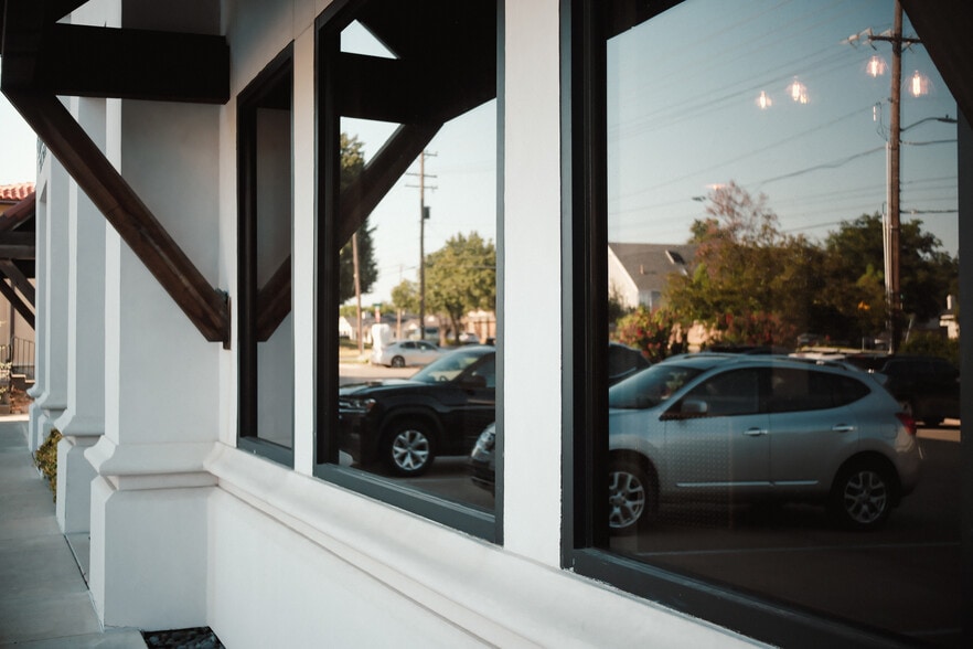 More Photos Of 1713 S Peoria Ave, Tulsa Medical For Lease