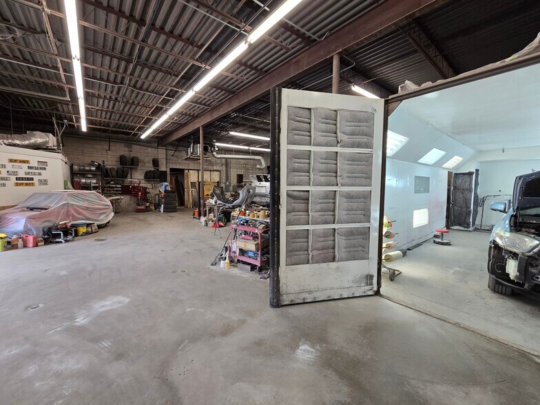 More Photos Of 1112 King St, Portsmouth Auto Repair For Lease