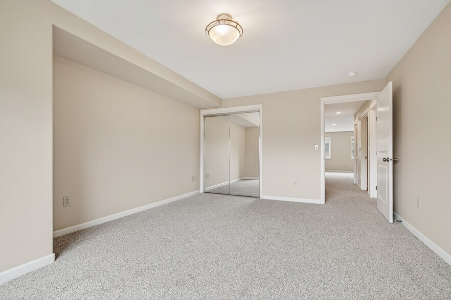 More Photos Of 230 Grant St, Ashland Apartments For Sale