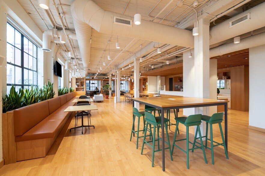 More Photos Of 180 John St, Toronto Coworking Space