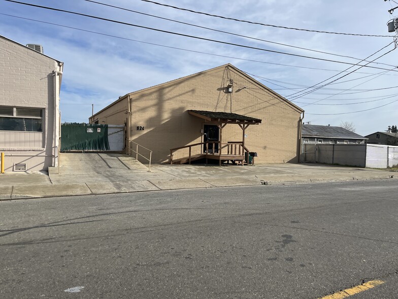 Primary Photo Of 826 N Sacramento St, Lodi Warehouse For Lease