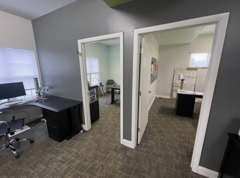 More Photos Of 128 Ridge Ave, Bloomingdale Loft Creative Space For Sale