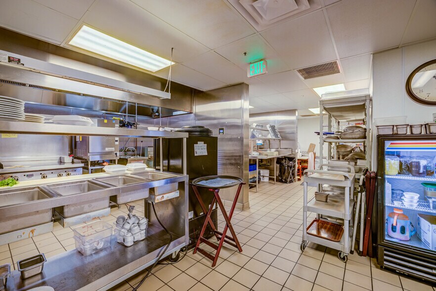 More Photos Of 8880 N 107th Ave, Peoria Assisted Living For Sale
