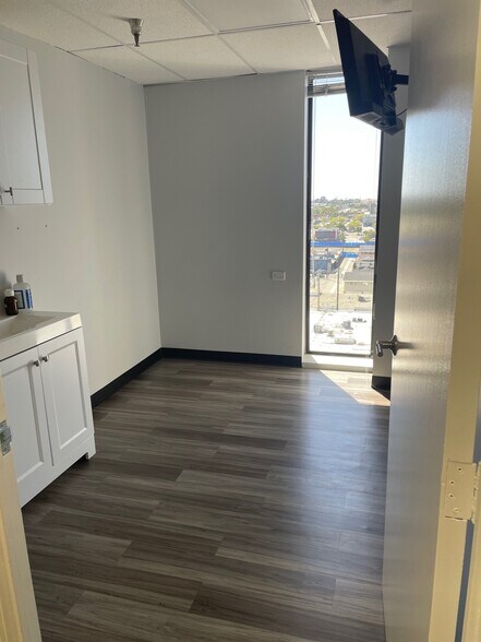 More Photos Of 4201 Torrance Blvd, Torrance Medical For Lease
