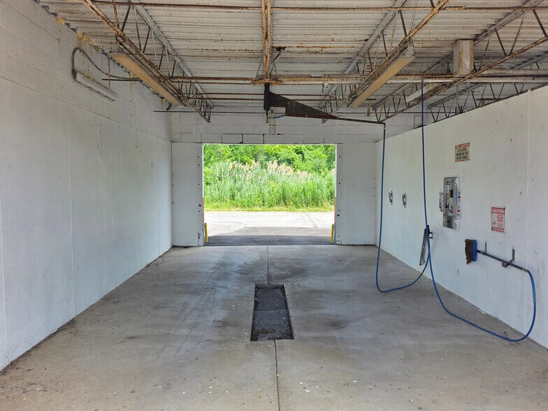 More Photos Of 4233 Long Branch Rd, Bayberry Carwash For Sale