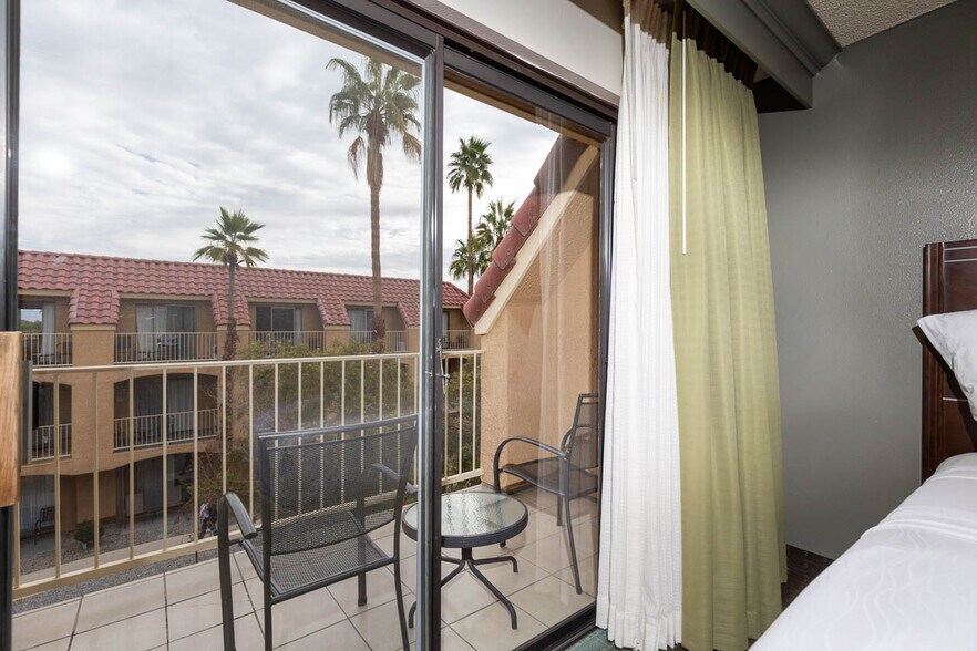 More Photos Of 74695 Highway 111, Palm Desert Hotel For Sale