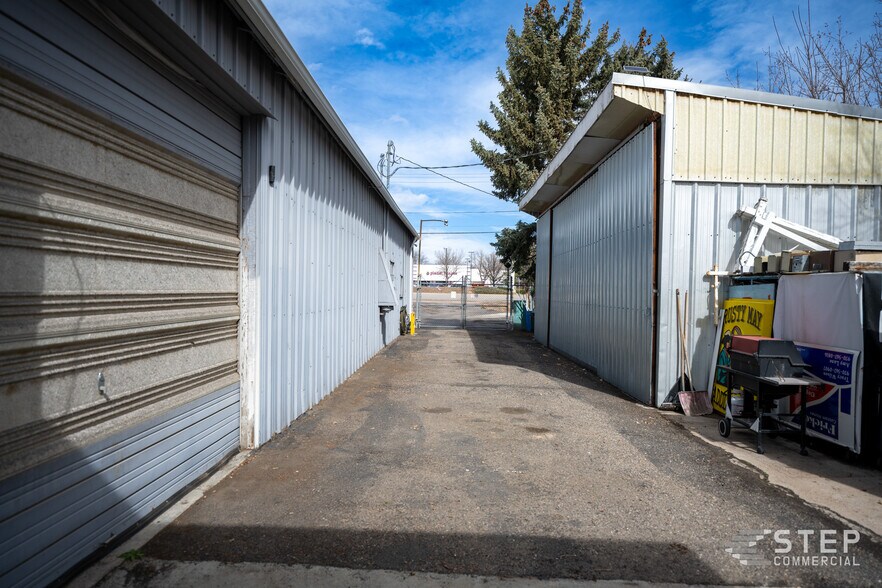 More Photos Of 1518 E Eisenhower Blvd, Loveland Warehouse For Sale