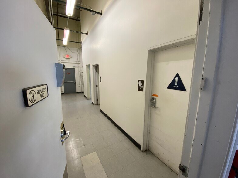 More Photos Of 1308-1414 W Edinger Ave, Santa Ana Unknown For Lease