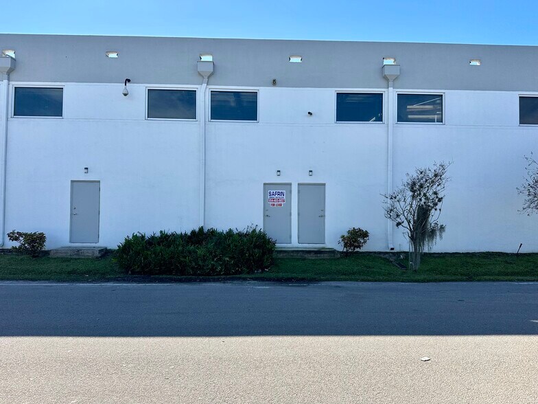 More Photos Of 3601 SW 30th Ave, Fort Lauderdale Warehouse For Lease