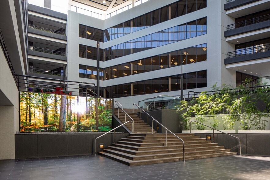 More Photos Of 4151 Ashford Dunwoody Rd NE, Atlanta Office For Lease