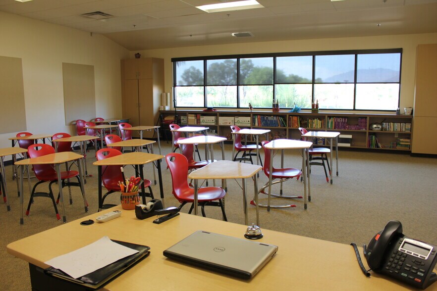More Photos Of 35525 Da Vall Dr, Rancho Mirage Schools For Sale