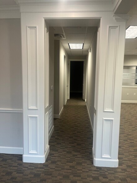 More Photos Of 20008 Champion Forest Dr, Spring Office Residential For Sale
