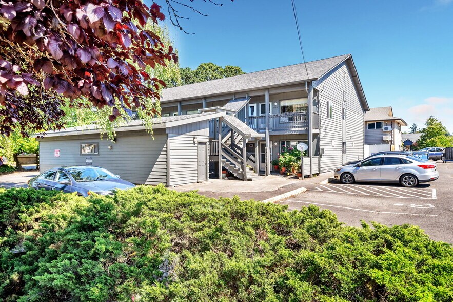 More Photos Of 1720-1738 Broadway St NE, Salem Apartments For Sale