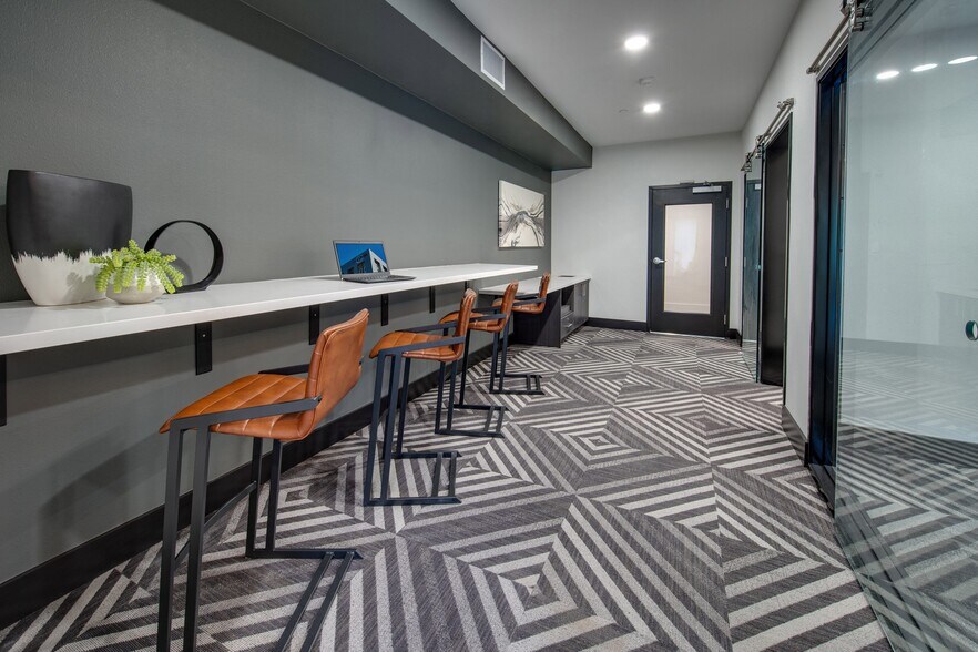 More Photos Of 730-750 E Capitol Ave, Milpitas Apartments For Lease