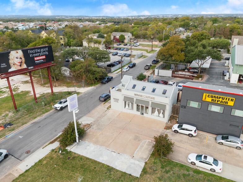 More Photos Of 7700 N Lamar Blvd, Austin Storefront Retail Office For Sale