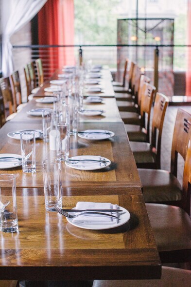 More Photos Of 14 N Market St, Charleston Restaurant For Sale