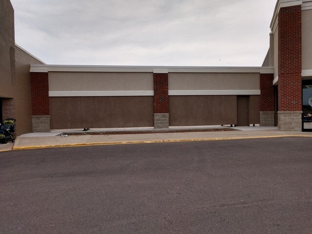 More Photos Of 8317-8361 Springboro Pike, Miamisburg Unknown For Lease