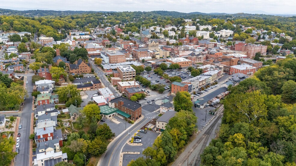 More Photos Of 50 Middlebrook Ave, Staunton Storefront For Sale
