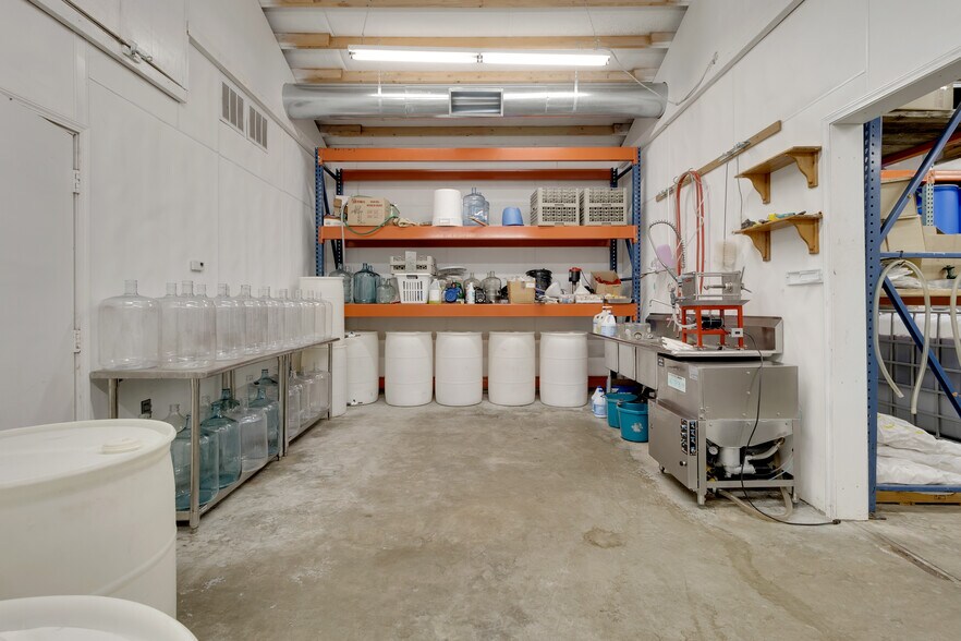 More Photos Of 12314 264th St E, Graham Winery Vineyard For Sale