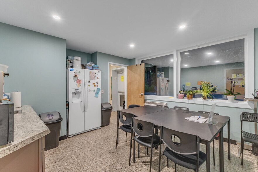 More Photos Of 141 E Main St, Youngsville Medical For Sale