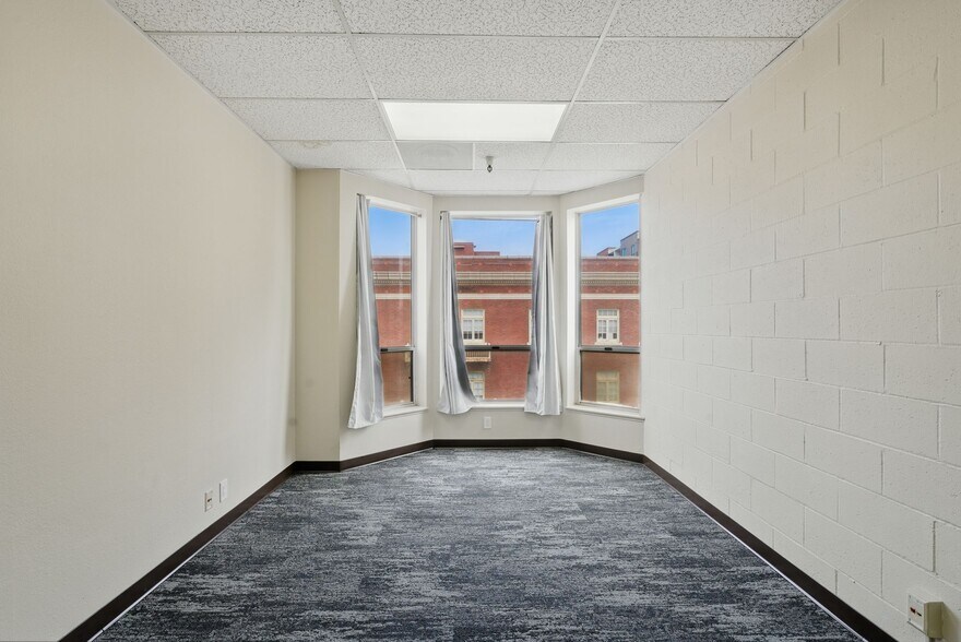 More Photos Of 301 Grand Ave, South San Francisco Office For Lease