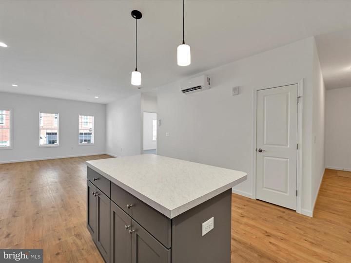 More Photos Of 336-338 Main St, Denver Storefront Retail Residential For Lease