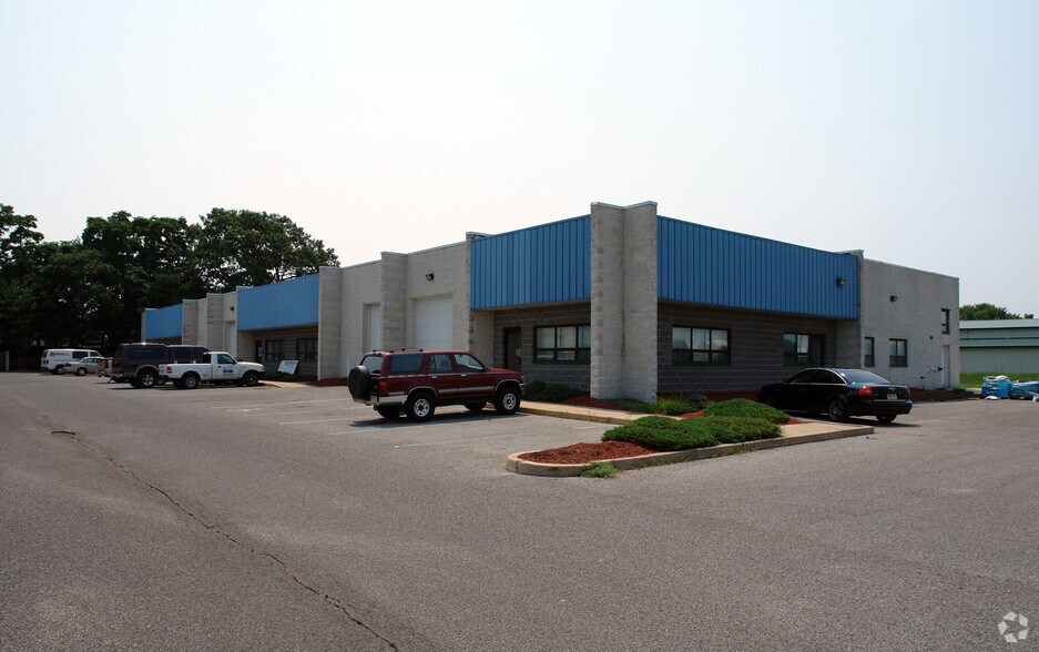 Primary Photo Of 420 Kelley Dr, West Berlin Light Manufacturing For Lease
