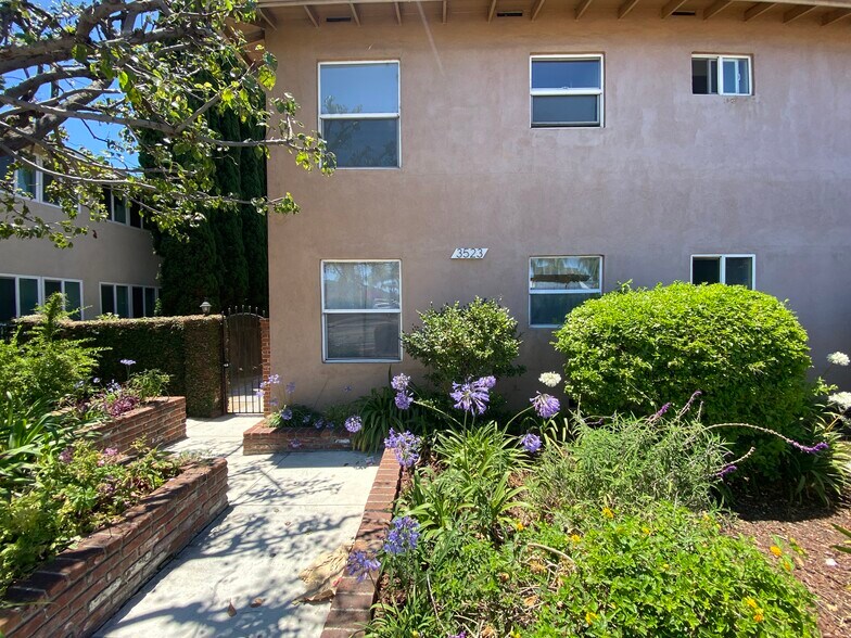 More Photos Of 3523 S Sepulveda Blvd, Los Angeles Apartments For Sale