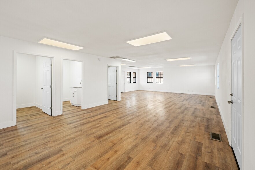 More Photos Of 5295 Sun Valley Boulevard, Sun Valley Medical For Lease