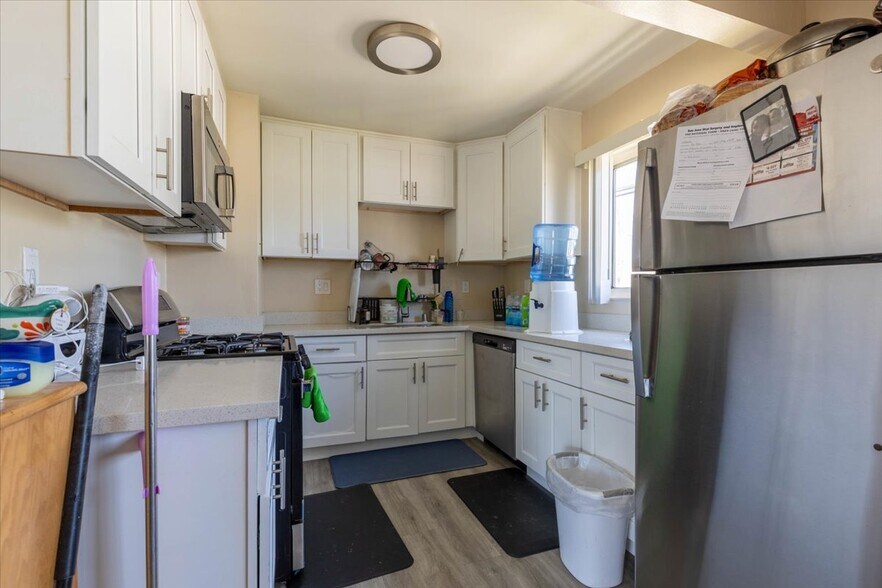 More Photos Of 2041 Beatrice Ct, San Jose Apartments For Sale