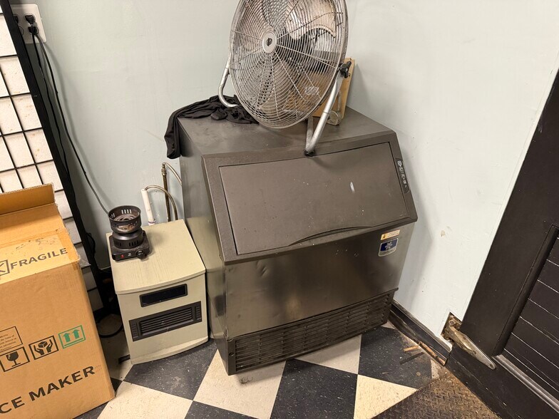 More Photos Of 756-777 S 5th Ave, Mount Vernon Storefront For Lease