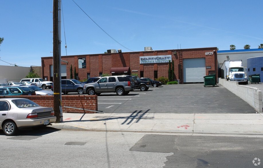 More Photos Of 6925-6929 Hayvenhurst Ave, Van Nuys Warehouse For Lease