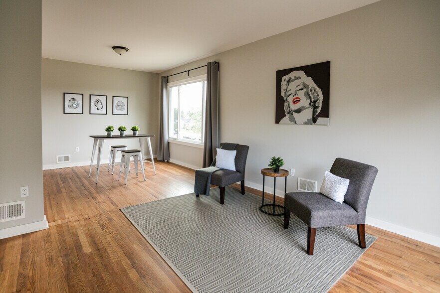 More Photos Of 7627 Poe St, Detroit Apartments For Sale