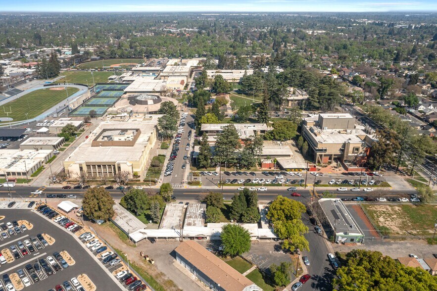 More Photos Of 1136 Stoddard Ave, Modesto Apartments For Sale