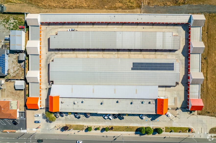 More Photos Of 1625 Main St, Oakley General Retail For Lease