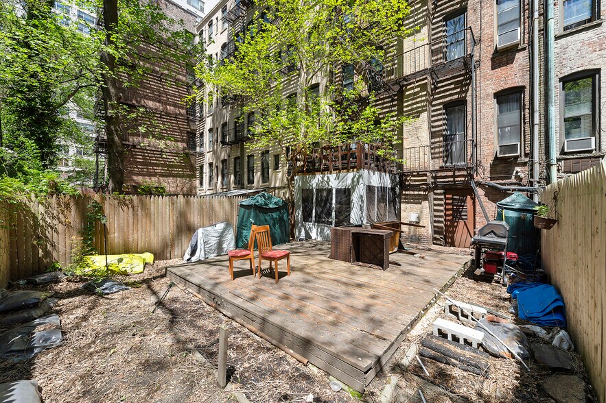 More Photos Of 518 E 83rd St, New York Apartments For Sale