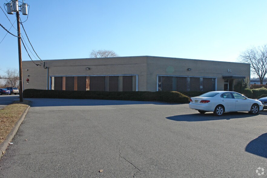More Photos Of 95 Cedar Ln, Englewood Office For Lease