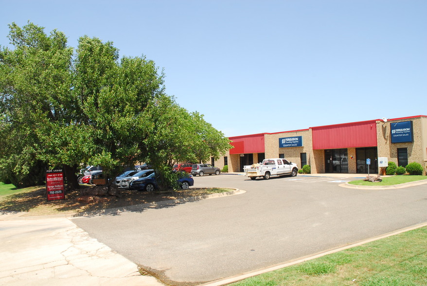 Primary Photo Of 2600 Linda Ln, Edmond Light Manufacturing For Lease