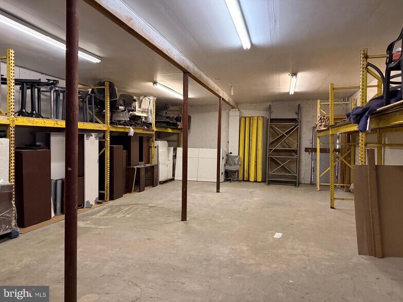 More Photos Of 7 Cherry St, Pedricktown Warehouse For Sale