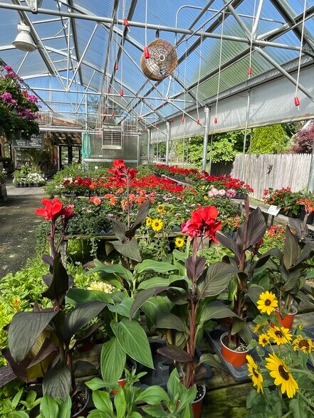 More Photos Of 341 Seawall Rd, Southwest Harbor Garden Center For Lease