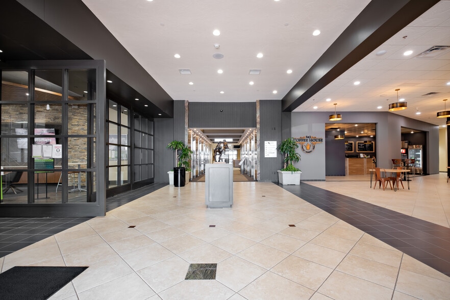 More Photos Of 600 S Tyler St, Amarillo Office For Lease