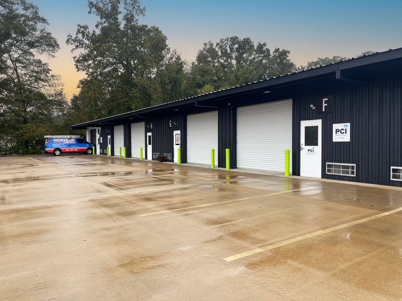 More Photos Of 2920 Wyndham Industrial Dr, Opelika Distribution For Lease