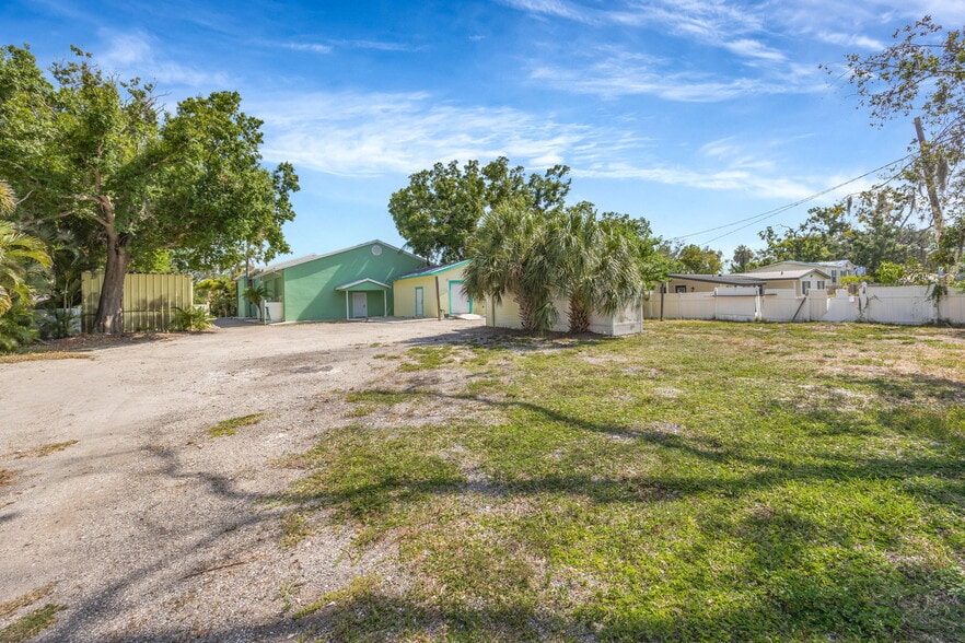 More Photos Of 826 W Shell Point Rd, Ruskin Land For Sale