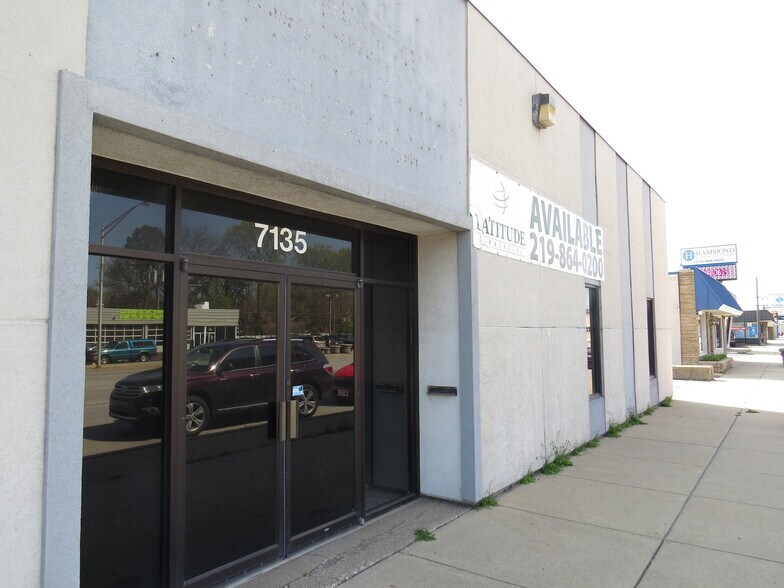 More Photos Of 7131-7139 Indianapolis Blvd, Hammond Office For Sale