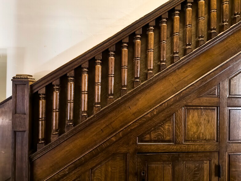 More Photos Of 349 Old Stockbridge Rd, Lenox Specialty For Sale