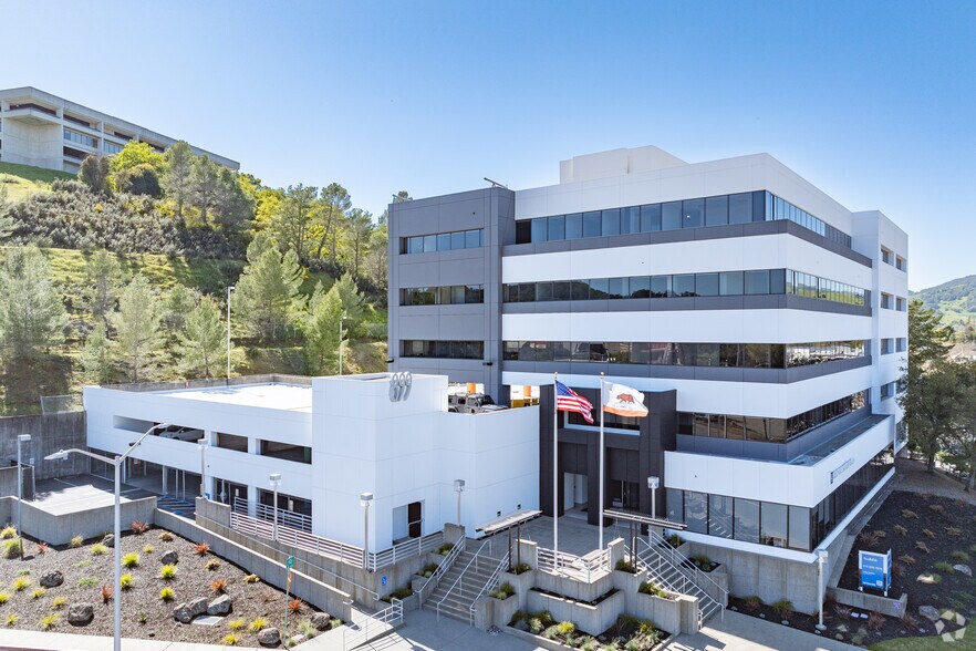 Primary Photo Of 899 Northgate Dr, San Rafael Medical For Sale