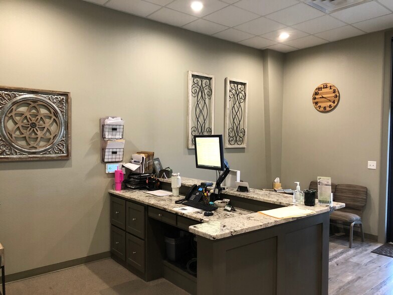 More Photos Of 20071 State Highway 155 S, Flint General Retail For Lease