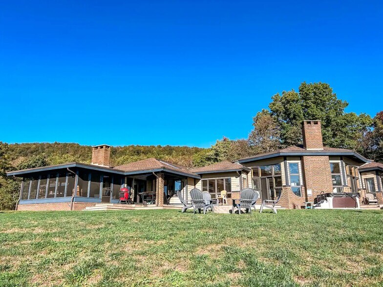 More Photos Of 349 Lucas Rd, Warfordsburg Specialty For Sale